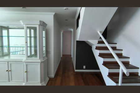 Apartamento à venda com 205m², 4 quartos e 2 vagasSala 