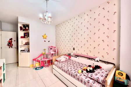 Apartamento à venda com 100m², 3 quartos e 1 vagaQuarto 2