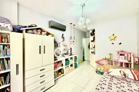 Apartamento à venda com 100m², 3 quartos e 1 vagaQuarto 2