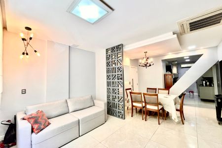 Sala  de apartamento à venda com 3 quartos, 100m² em Copacabana, Rio de Janeiro