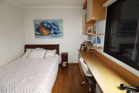 Apartamento para alugar com 127m², 3 quartos e 2 vagasQuarto 2