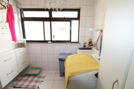 Apartamento para alugar com 127m², 3 quartos e 2 vagasÁrea de Serviço
