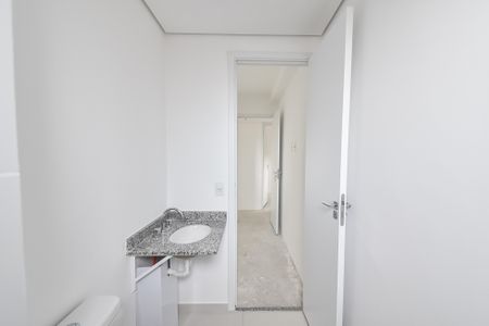 Apartamento à venda com 104m², 3 quartos e 2 vagas Apartamento à venda com 104m², 3 quartos e 2 vagasBanheiro da suíte 1