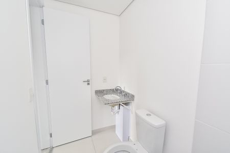 Apartamento à venda com 104m², 3 quartos e 2 vagas Apartamento à venda com 104m², 3 quartos e 2 vagasBanheiro da suíte 3