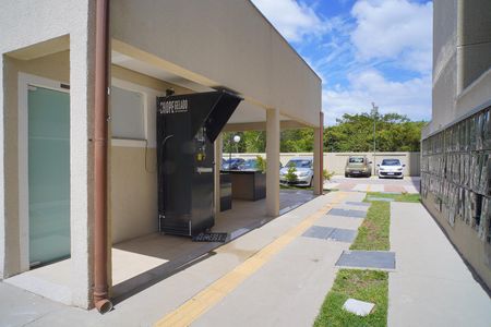 Apartamento para alugar com 42m², 2 quartos e 1 vaga Apartamento para alugar com 42m², 2 quartos e 1 vagaÁrea comum - Salão de festas