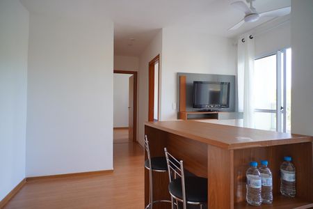 Sala de apartamento para alugar com 2 quartos, 42m² em Humaitá, Porto Alegre