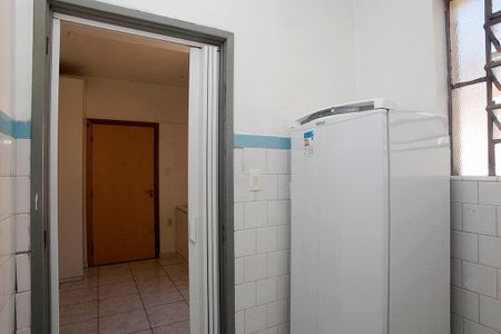 Cozinha de kitnet/studio para alugar com 1 quarto, 23m² em Menino Deus, Porto Alegre