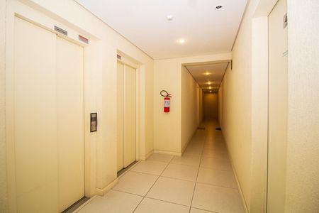 Apartamento para alugar com 42m², 1 quarto e 1 vagaHall 