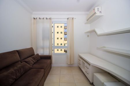 Sala de apartamento para alugar com 1 quarto, 42m² em Petrópolis, Porto Alegre