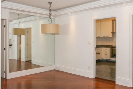 Apartamento à venda com 130m², 3 quartos e 2 vagasSala