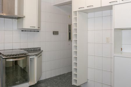 Apartamento à venda com 130m², 3 quartos e 2 vagasCozinha