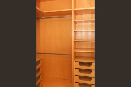 Apartamento à venda com 130m², 3 quartos e 2 vagasSuíte