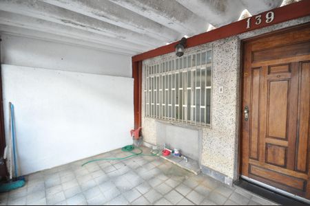 Casa à venda com 85m², 2 quartos e 1 vagaQuintal