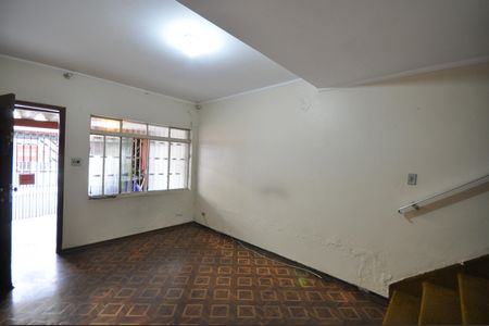 Casa à venda com 85m², 2 quartos e 1 vagaSala