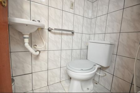 Casa à venda com 85m², 2 quartos e 1 vagaBanheiro de serviço