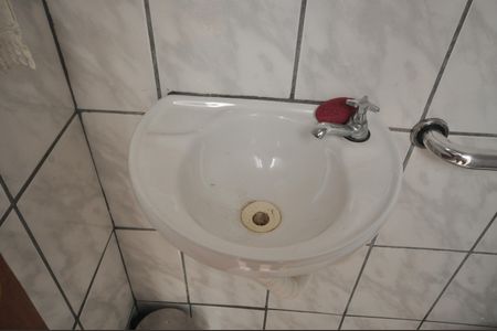 Casa à venda com 85m², 2 quartos e 1 vagaBanheiro de serviço