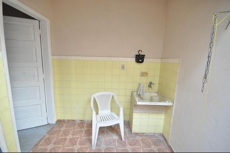 Casa à venda com 85m², 2 quartos e 1 vagaÁrea de Serviço