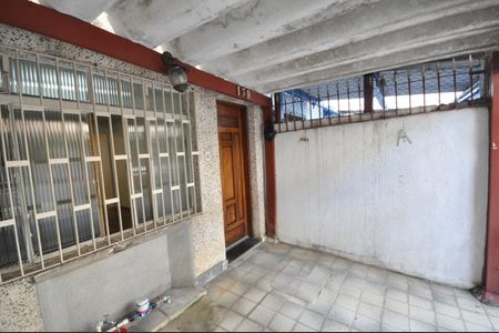Casa à venda com 85m², 2 quartos e 1 vagaQuintal