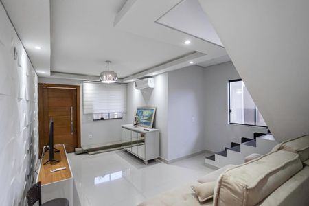 Sala de casa à venda com 3 quartos, 144m² em Solar do Madeira, Contagem