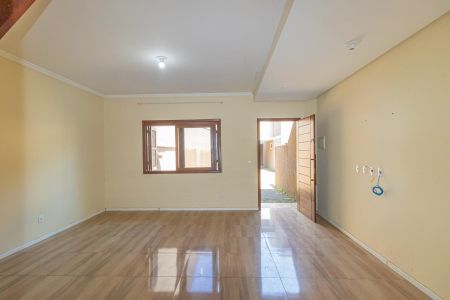 Casa de condomínio para alugar com 100m², 2 quartos e 2 vagasSala