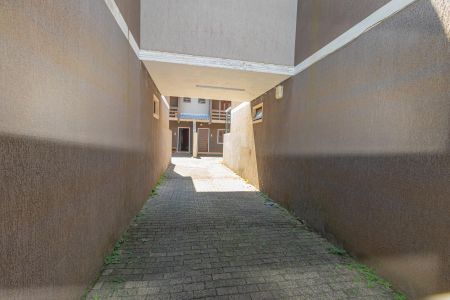 Casa de condomínio para alugar com 100m², 2 quartos e 2 vagasGaragem/Entrada