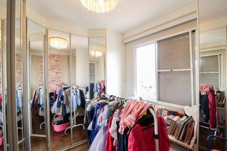 Apartamento à venda com 60m², 3 quartos e 2 vagasQuarto 2