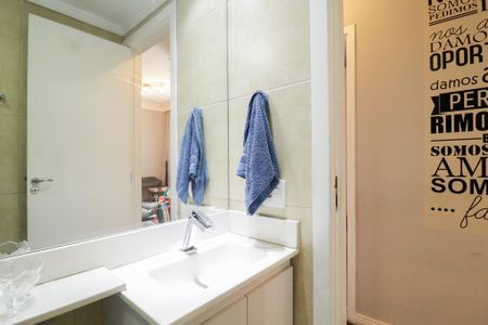 Apartamento à venda com 60m², 3 quartos e 2 vagasBanheiro da SuíteBanheiro Social