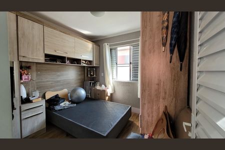 Quarto 01 de apartamento para alugar com 2 quartos, 47m² em Itaim Paulista, Itaquaquecetuba
