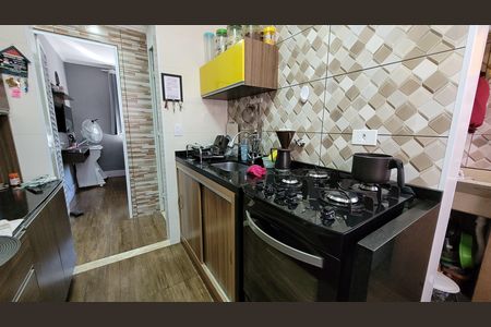 Cozinha de apartamento para alugar com 2 quartos, 47m² em Itaim Paulista, Itaquaquecetuba