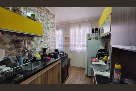 Cozinha de apartamento para alugar com 2 quartos, 47m² em Itaim Paulista, Itaquaquecetuba