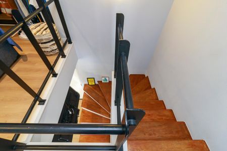 Apartamento para alugar com 50m², 1 quarto e 1 vagaEscada