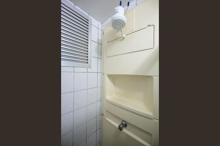 Apartamento para alugar com 46m², 2 quartos e 1 vagaChuveiro do Banheiro 