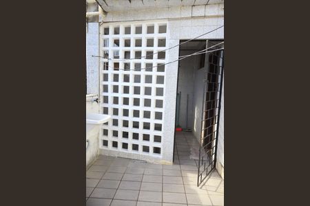 Casa para alugar com 114m², 2 quartos e sem vagaÁrea de Serviço