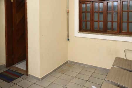 Casa para alugar com 114m², 2 quartos e sem vagavaranda 2