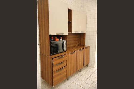 Casa para alugar com 114m², 2 quartos e sem vagaCozinha