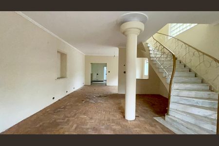 Casa à venda com 220m², 4 quartos e 2 vagas Casa à venda com 220m², 4 quartos e 2 vagasSala