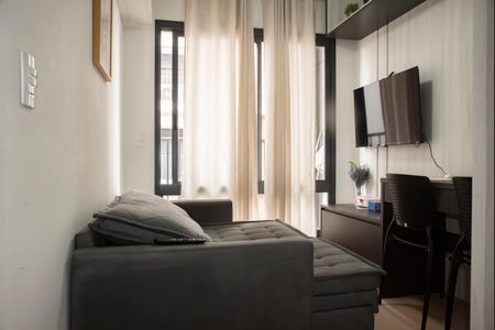 Sala de kitnet/studio para alugar com 1 quarto, 28m² em Mirandópolis, São Paulo