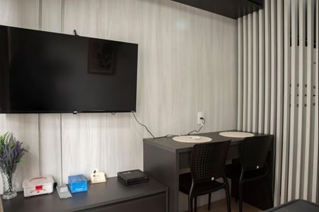 Sala de kitnet/studio para alugar com 1 quarto, 28m² em Mirandópolis, São Paulo