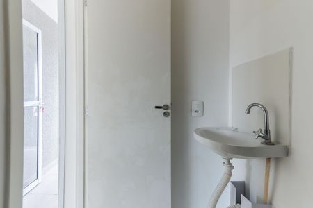 Apartamento para alugar com 35m², 1 quarto e sem vaga Apartamento para alugar com 35m², 1 quarto e sem vagaBanheiro