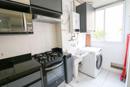 Sala / Cozinha de apartamento para alugar com 2 quartos, 43m² em Santo Amaro, São Paulo