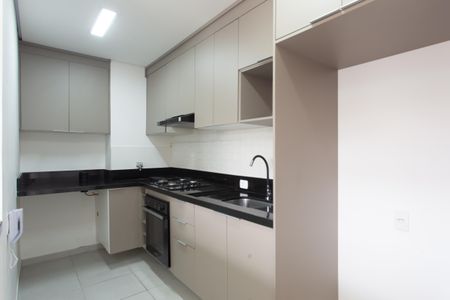 Apartamento para alugar com 38m², 2 quartos e sem vaga Apartamento para alugar com 38m², 2 quartos e sem vagaCozinha e Área de Serviço