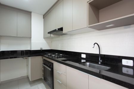 Apartamento para alugar com 38m², 2 quartos e sem vaga Apartamento para alugar com 38m², 2 quartos e sem vagaCozinha e Área de Serviço