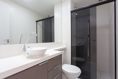 Apartamento para alugar com 38m², 2 quartos e sem vaga Apartamento para alugar com 38m², 2 quartos e sem vagaBanheiro