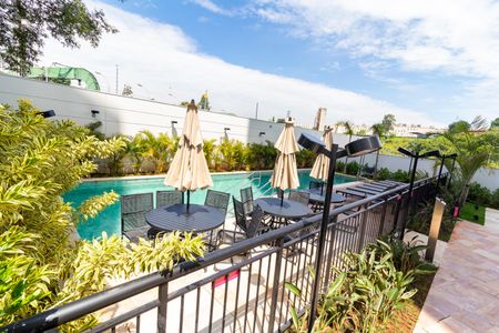 Apartamento para alugar com 38m², 2 quartos e sem vaga Apartamento para alugar com 38m², 2 quartos e sem vagaÁrea comum - Piscina