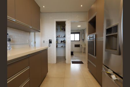 Apartamento para alugar com 225m², 4 quartos e 4 vagasCozinha