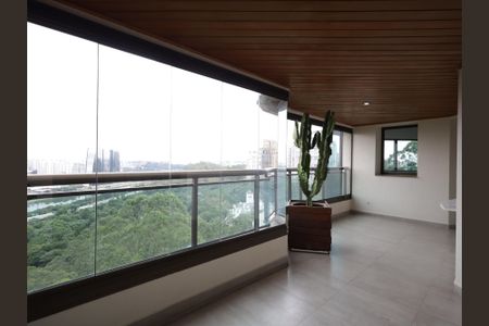 Apartamento para alugar com 225m², 4 quartos e 4 vagasVaranda gourmet