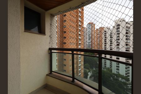 Apartamento para alugar com 225m², 4 quartos e 4 vagasVaranda