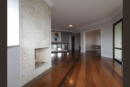 Apartamento para alugar com 225m², 4 quartos e 4 vagasSala