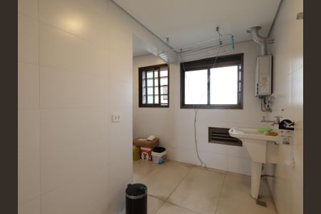 Apartamento para alugar com 225m², 4 quartos e 4 vagasÁrea de Serviço