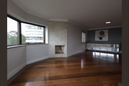 Apartamento para alugar com 225m², 4 quartos e 4 vagasSala